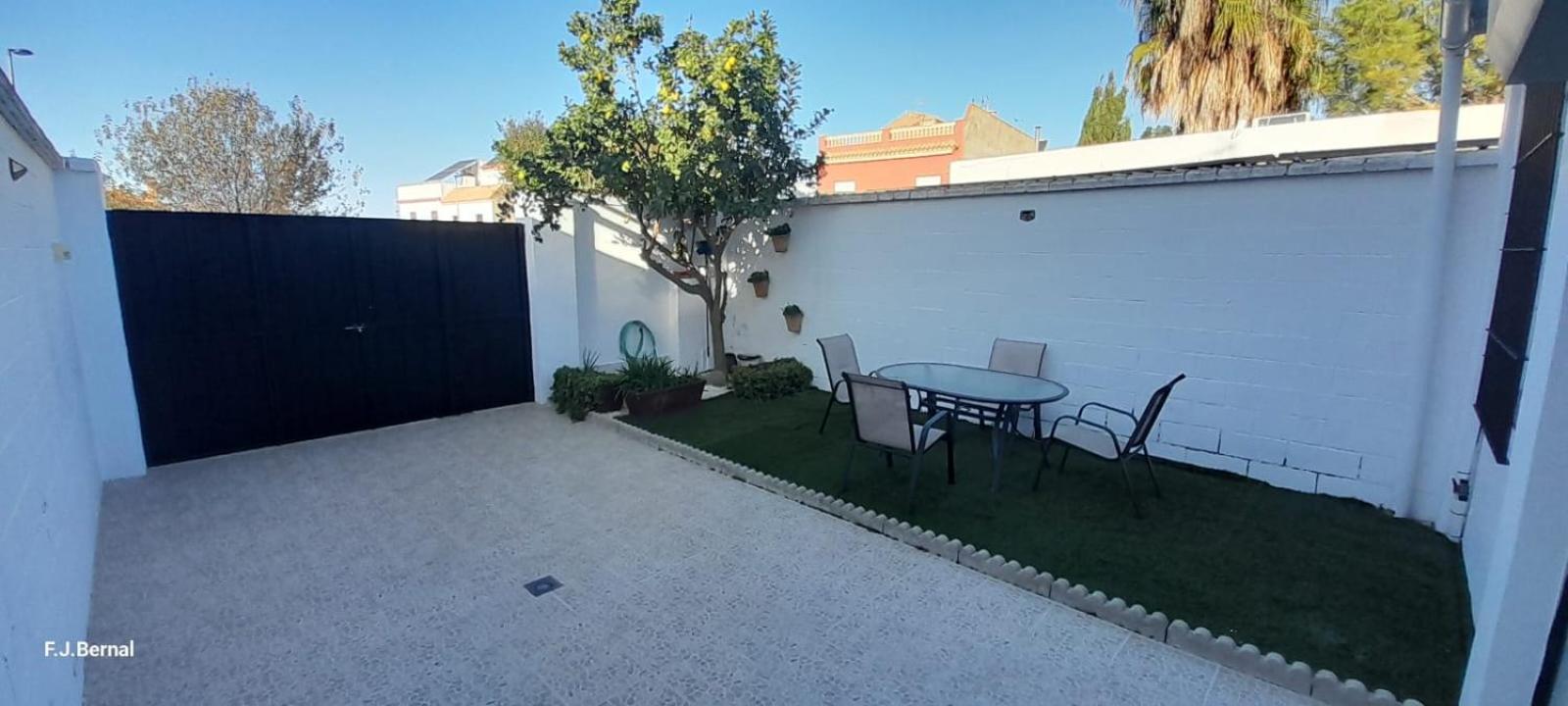 Acogedor Loft A 30 Minutos De La Playa Y Montana Apartment Lebrija Exterior photo